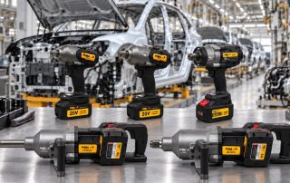 Ferramentas a bateria para indústria: mobilidade e torque na manutenção pesada